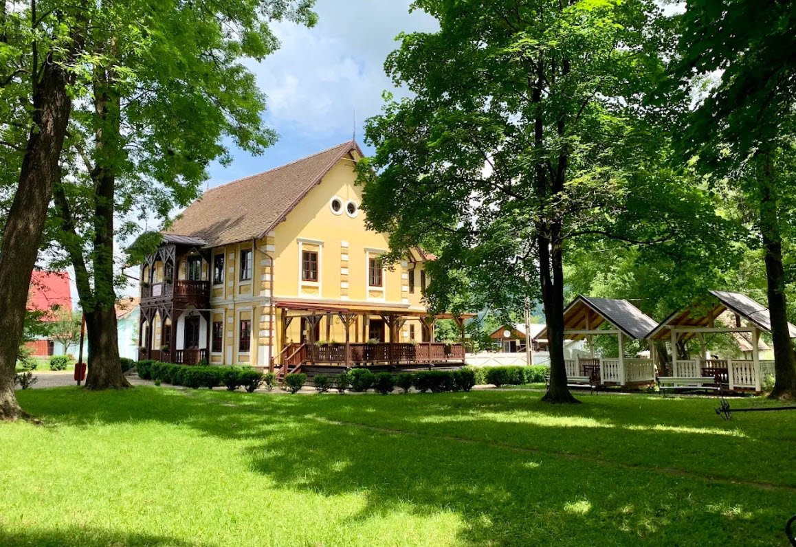 Castel Ghica, Dofteana, Romania, Romania